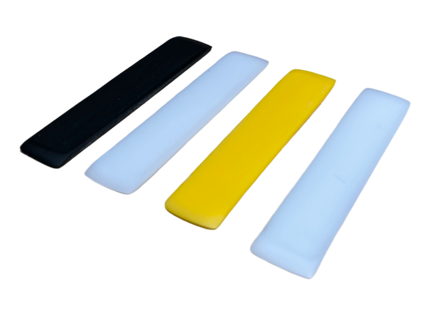 Komplet od 4 trzalice / Set of 4 picks